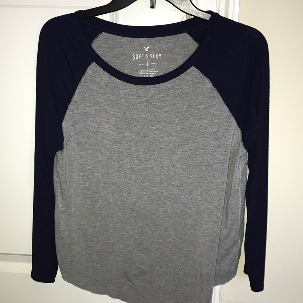 Soft and sexy American eagle long sleeve